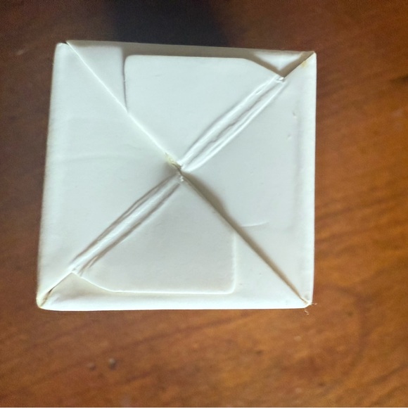 💙 4/$20 Blossom Essentials Hydration Repair Honey Lip Balm - Picture 7 of 7